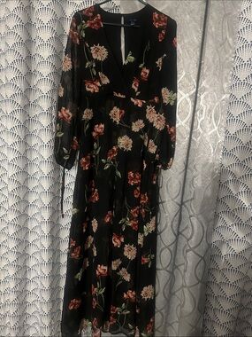 UK2LA Floral V-Neck Black Maxi Dress Sz M